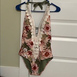Target Kona Sol Crochet Floral Swimsuit M